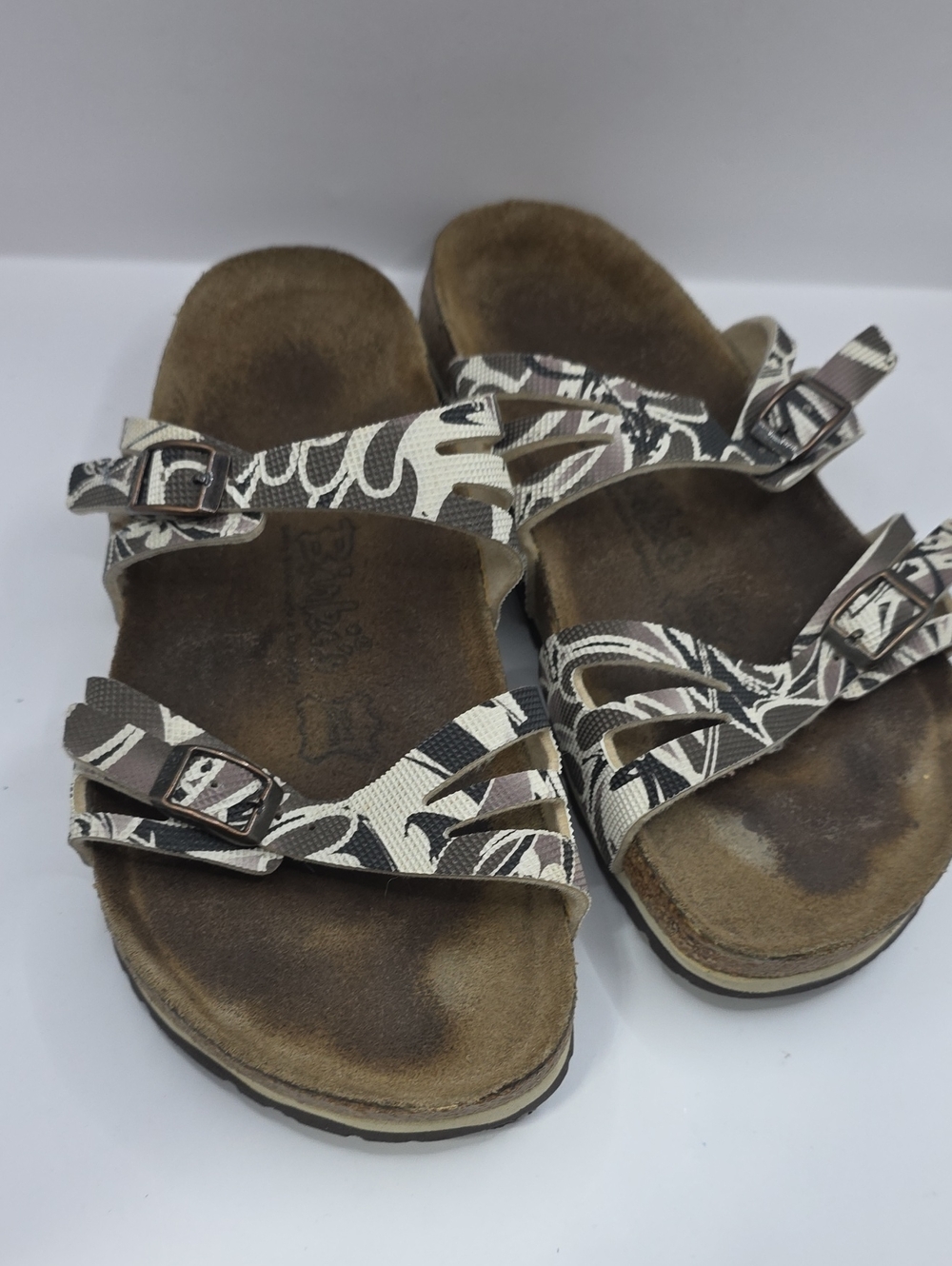 Birkis Ladies Sandals Size 8